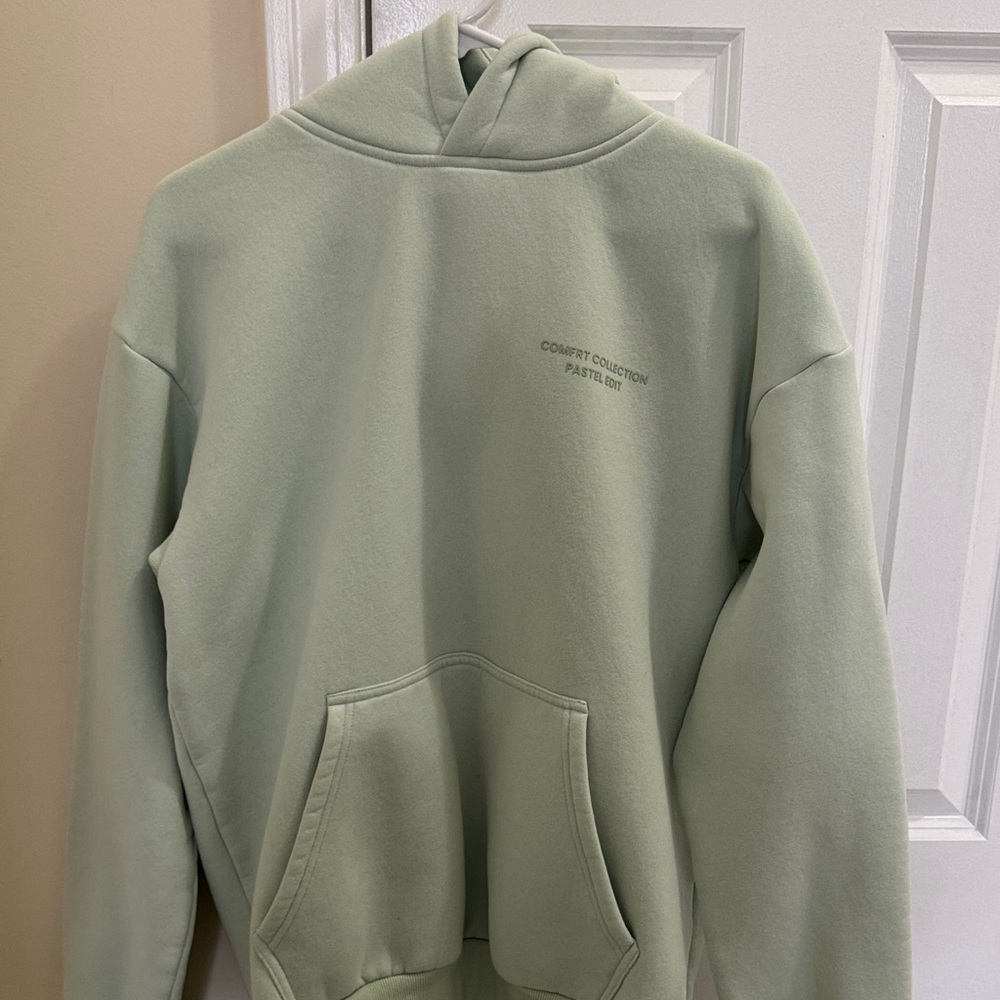 Comfrt Pastel hoodie
